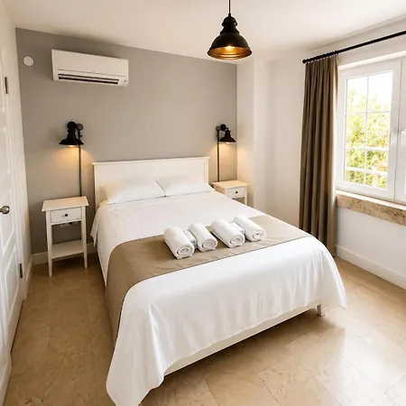 Hotel Moonbox *