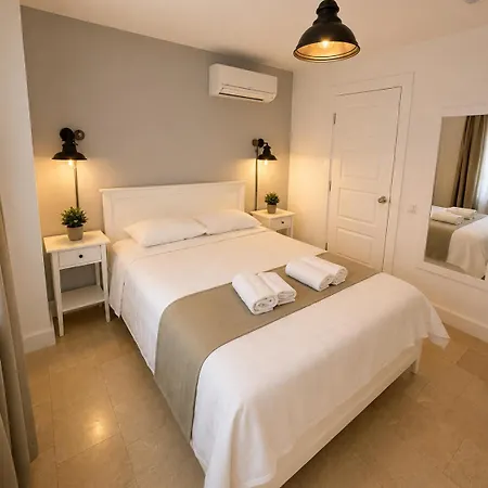Moonbox Hotel